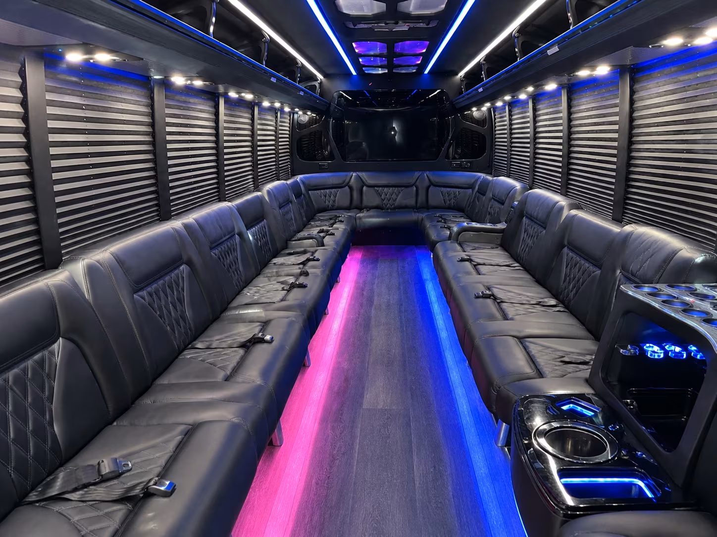 hit every photo stop in your tampa party bus before the dance