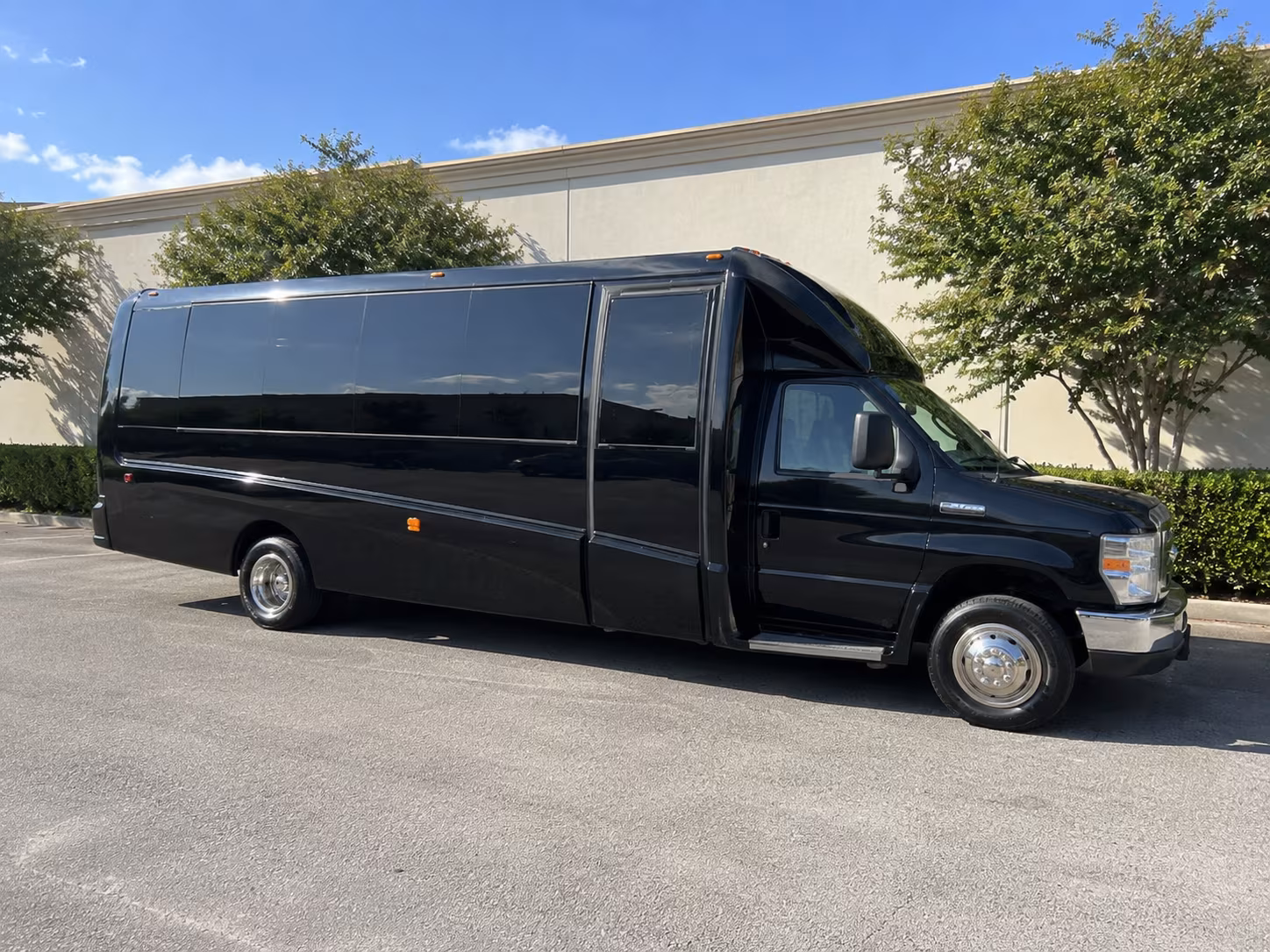 why book winery and brewery tours through tampashuttlebusrentals com